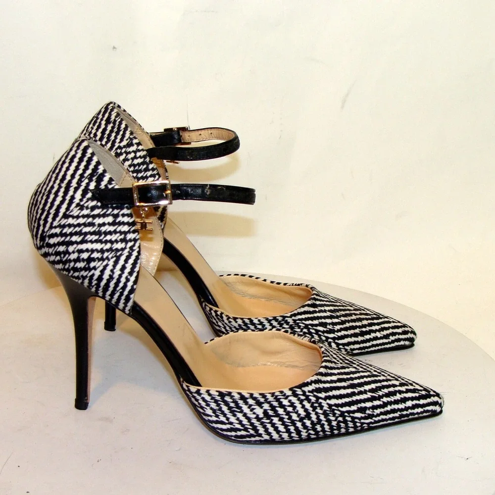 ELISABETTA FRANCHI BLACK WHITE ANKLE STRAP SHOES HEELS SIZE 37.5 / 7.5 US C133